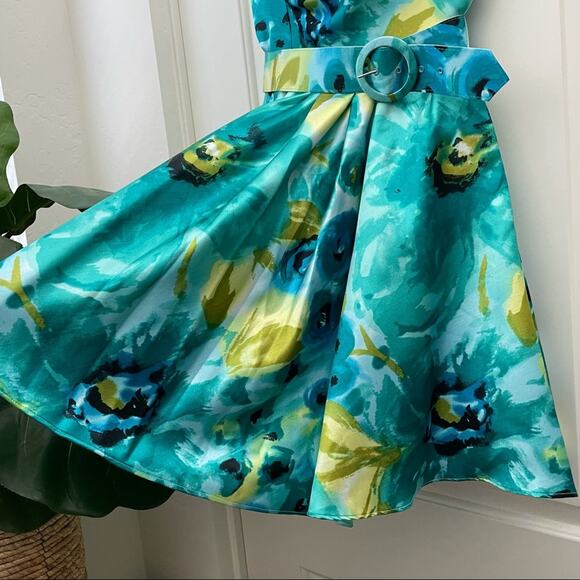 Charlotte Russe Floral Watercolor Flare Dress S - Picture 3 of 11